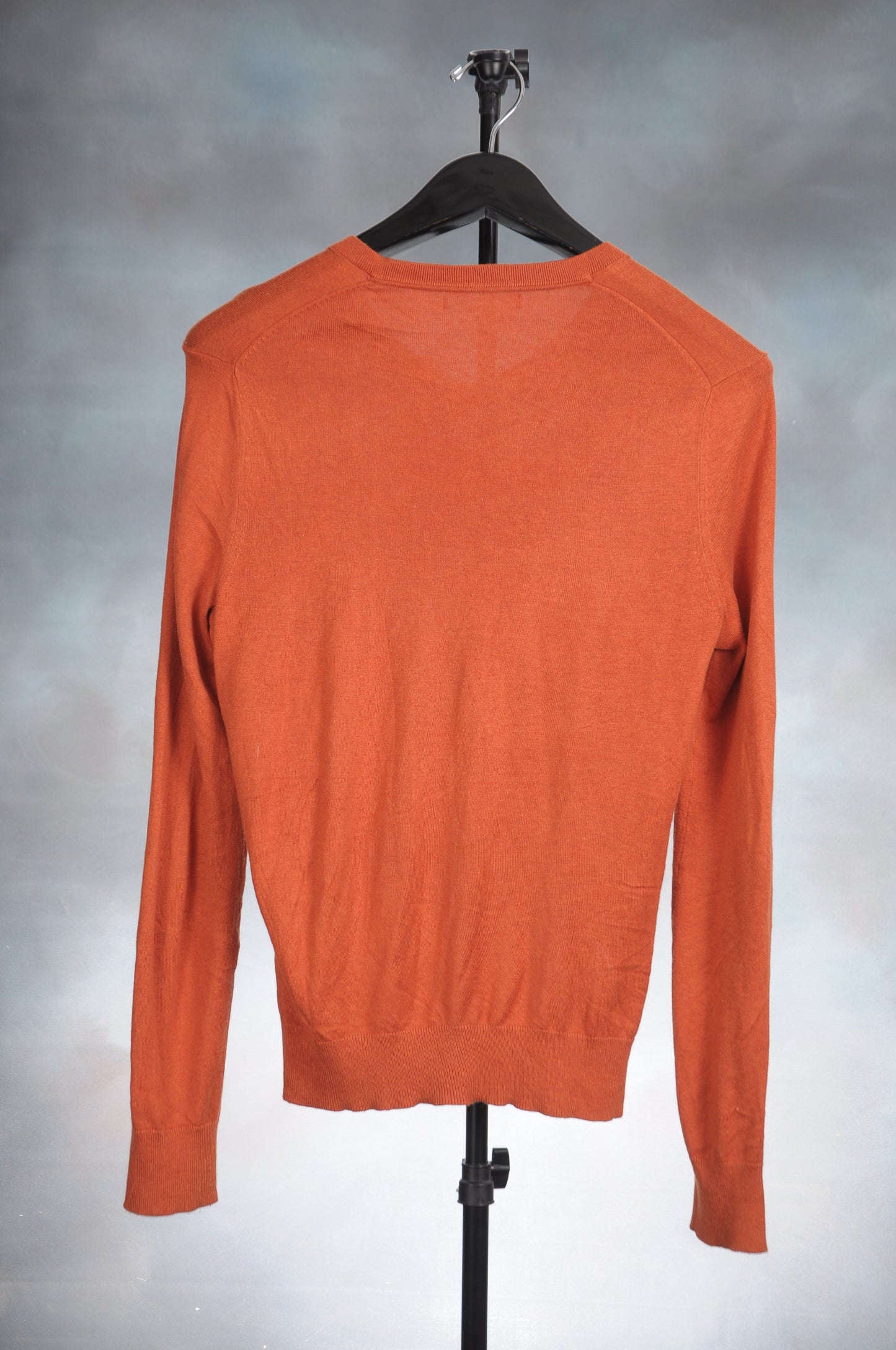 Letter Sweater “R” dark green orange & burgundy